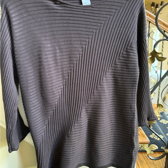 Chico’s Beautiful Brown Round neck sweater. EUC . Soft Size 0 Rayon/Polyester - Picture 2 of 7